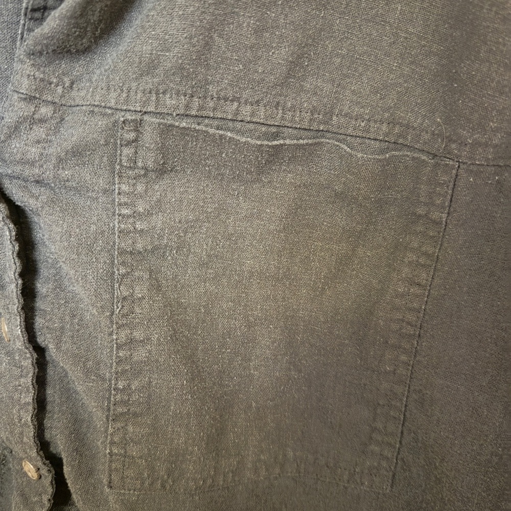 Universal Thread Black Short-Sleeve Button Shirt - Picture 4 of 5